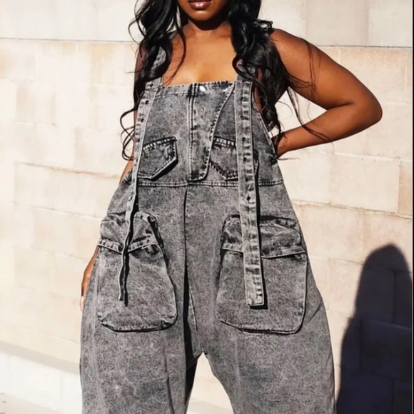Oversize overalls - Picture 3 of 11